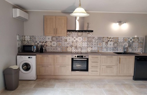 La Tour-Sur-Orb House | 120 m² House ∙ 2 bedrooms ∙ 4 guests