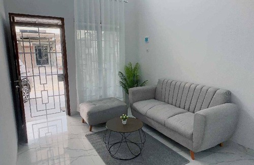 Singkawang House | 120 m² House ∙ 3 bedrooms ∙ 10 guests