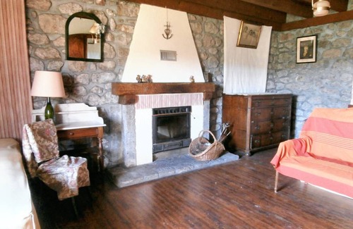 Lascelle House | 120 m² House ∙ 3 bedrooms ∙ 9 guests