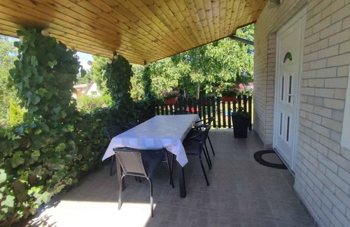 Gardony House | 120 m² House ∙ 3 bedrooms ∙ 6 guests