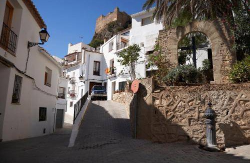 Chulilla House | 120 m² House ∙ 4 bedrooms ∙ 8 guests