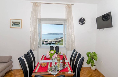 Kastela House | 120 m² House ∙ 4 bedrooms ∙ 8 guests