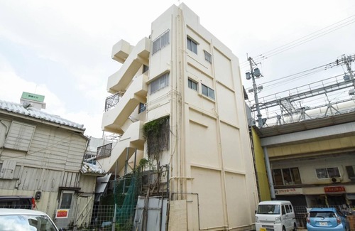 Tsuboya Apartment | 120 square meters reserved 2 floors Inside the Kokusai Street Arcade/Naha Okinawa