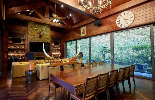 Phuc Yen Villa | 1200 m² Villa ∙ 5 bedrooms ∙ 16 guests