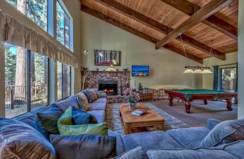 Lower Kingsbury House | 121M The Meadow Drive