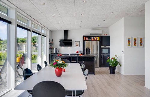 Egsmark Strand House | 122 m² House ∙ 4 bedrooms ∙ 8 guests
