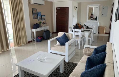 Nilaveli Apartment | 123 Ocean Front Condo
