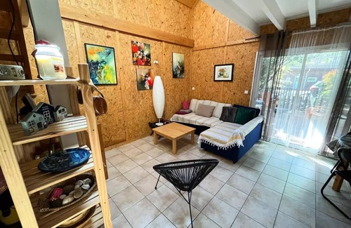 Hourtin Port Ski Chalet | 124 - 500m from Lac d'Hourtin and l'île aux enfants