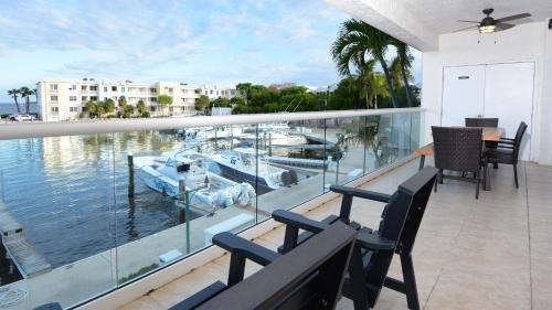 Rock Harbor Apartment | 124 Mariners Club