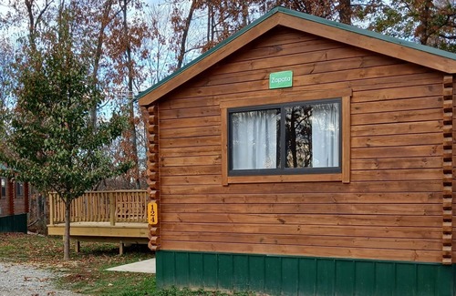 Logan Cabin | 124) Zapata Log Cabin. Close to Hocking Hills State Park and more!