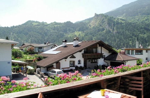 Prutz Apartment | 125 m² Apartment ∙ 4 bedrooms ∙ 12 guests