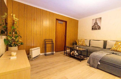 Cooma House | 125 m² House ∙ 3 bedrooms ∙ 10 guests