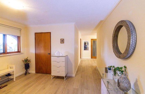 Cooma House | 125 m² House ∙ 3 bedrooms ∙ 10 guests
