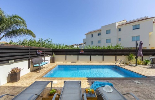 Pernera Villa | 125 m² Villa ∙ 3 bedrooms ∙ 8 guests