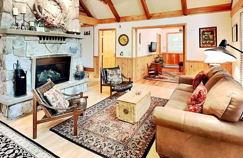 Sky Valley House | 128 m² House ∙ 3 bedrooms ∙ 6 guests