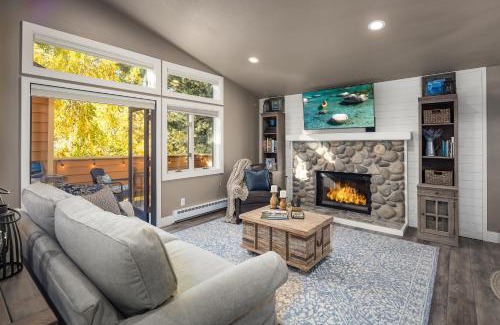 Incline Village House | 128 McCloud - Luxury Couples Retreat