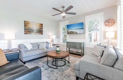 Laurel Grove House | 1283 Laurel Grove