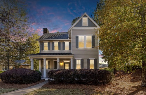 Reynolds Landing House | 12th Fairway Cottage at the Landing, Reynolds Lake Oconee. Lake Access!