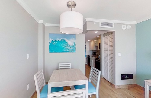 Myrtle Beach Apartment | 12th-floor beachfront condo with beach views, hot tubs, pools, lazy river, gym