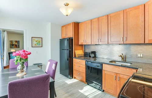 Middle River House | 13 Mi to Downtown Baltimore: Quiet Home w/Porch