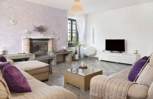 Castell'Alfero Apartment | 130 m² Apartment ∙ 2 bedrooms ∙ 6 guests