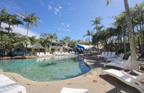 Mermaid Beach Apartment | 130 m² Apartment ∙ 2 bedrooms ∙ 4 guests