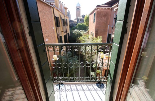 Cannaregio Apartment | 130 m² Apartment ∙ 2 bedrooms ∙ 4 guests