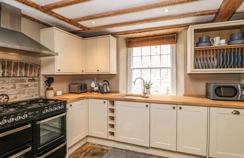 Richmond Cottage | 130 m² Cottage ∙ 3 bedrooms ∙ 5 guests