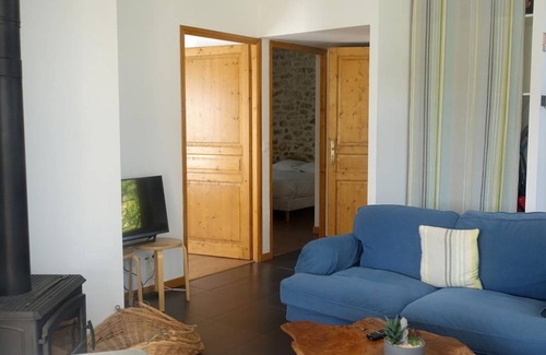 Chailly-en-Biere House | 130 m² Gîte ∙ 4 bedrooms ∙ 9 guests