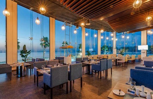 Al Khobar Hotel | 130 m² Hotel ∙ 3 bedrooms ∙ 20 guests