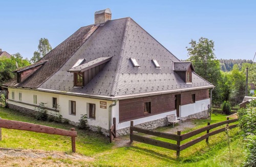 Lenora House | 130 m² House ∙ 1 bedroom ∙ 6 guests