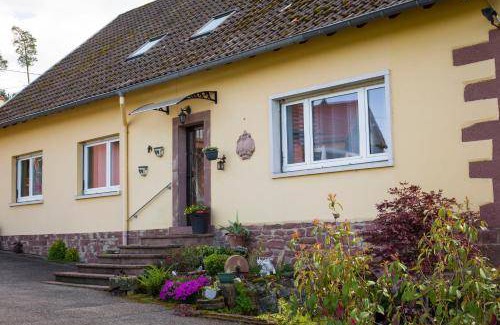 Birkenwald House | 130 m² House ∙ 3 bedrooms ∙ 6 guests
