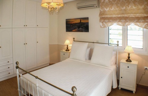 Nea Makri House | 130 m² House ∙ 3 bedrooms ∙ 6 guests