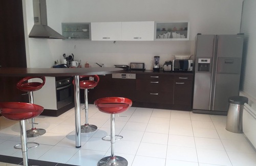 Saint-Marc Apartment | 130 m2 loft with spa and billiards in the heart of BREST