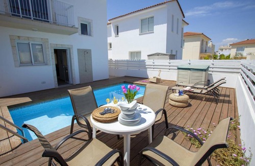 Pernera Villa | 130 m² Villa ∙ 3 bedrooms ∙ 6 guests