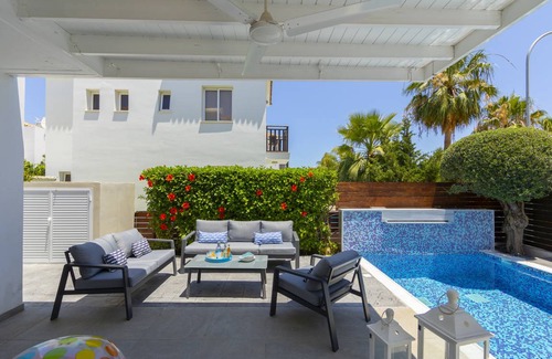 Pernera Villa | 130 m² Villa ∙ 3 bedrooms ∙ 6 guests