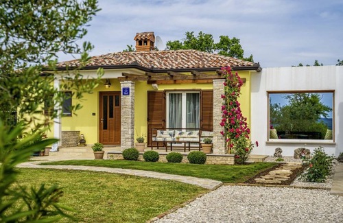 Kunj Villa | 130 m² Villa ∙ 3 bedrooms ∙ 6 guests