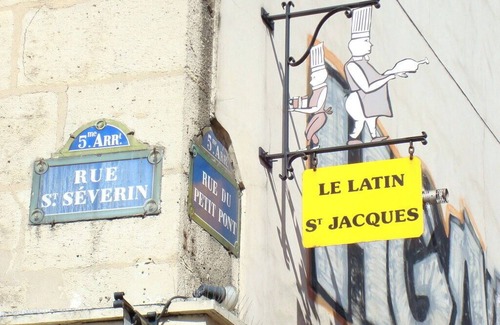 Latin Apartment | 130m2 Le Latin-St Jacques: Where Parisian Style Meets Generous Space