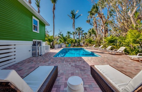Fort Myers Beach House | 133 m² House ∙ 4 bedrooms ∙ 8 guests
