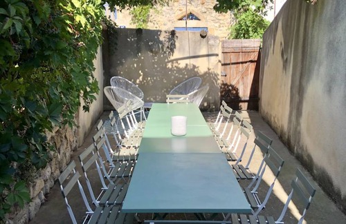 Montfrin House | 133 m² House ∙ 6 bedrooms ∙ 16 guests