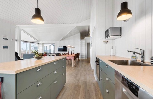 Egsmark Strand House | 133 m² House ∙ 4 bedrooms ∙ 8 guests