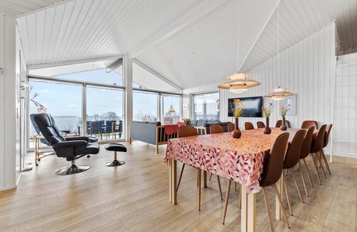 Egsmark Strand House | 133 m² House ∙ 4 bedrooms ∙ 8 guests