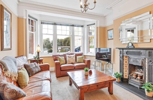Brighton House | 136 m² House ∙ 3 bedrooms ∙ 6 guests
