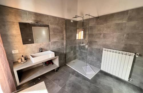 Ovindoli House | 1375 Suites