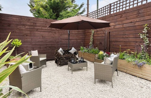 Mortlake House | 138 KGH · Beautiful West London Holiday House
