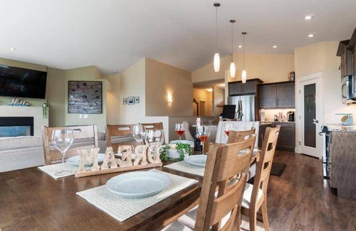 Foothills Apartment | 139 m² Apartment ∙ 3 bedrooms ∙ 8 guests