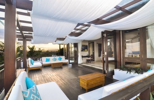 Ungasan Villa | 13BR Villa With An Ocean View Uluwatu - 6Min Walk To Melasti Beach! W/Pool!