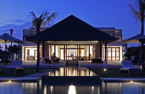 Ungasan Villa | 13BR Villa With An Ocean View Uluwatu - 6Min Walk To Melasti Beach! W/Pool!