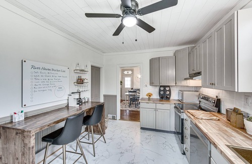 Rossville House | 14 Mi to Skiing: Dutch Country 'River Haven' Home