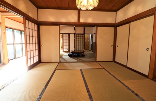 Ajiro House | 14 minutes walk from the station Private old priv - Smart House Fireplace / Atami Shizuoka